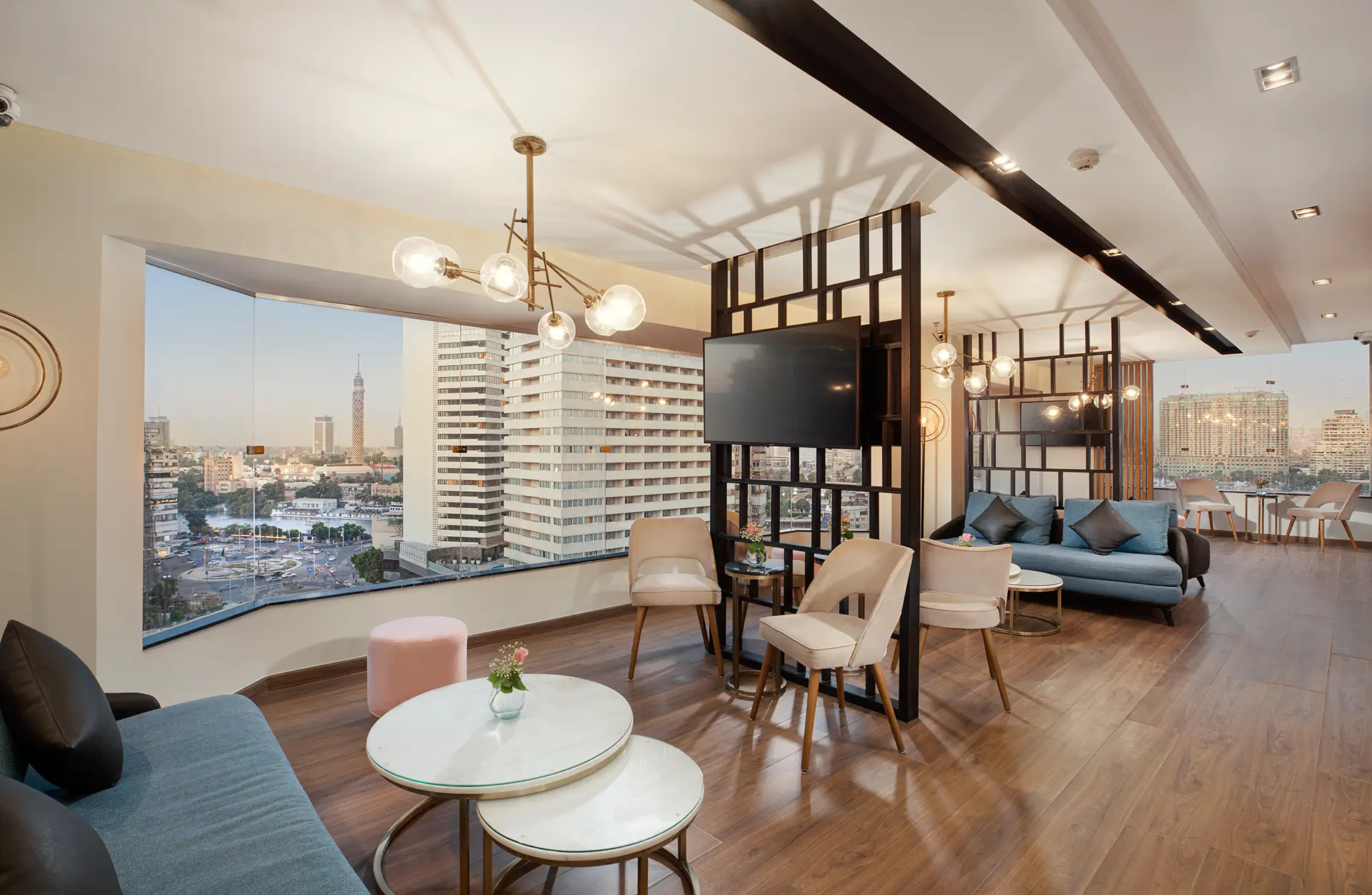 Pyramisa Hotel Cairo_Executive Lounge7