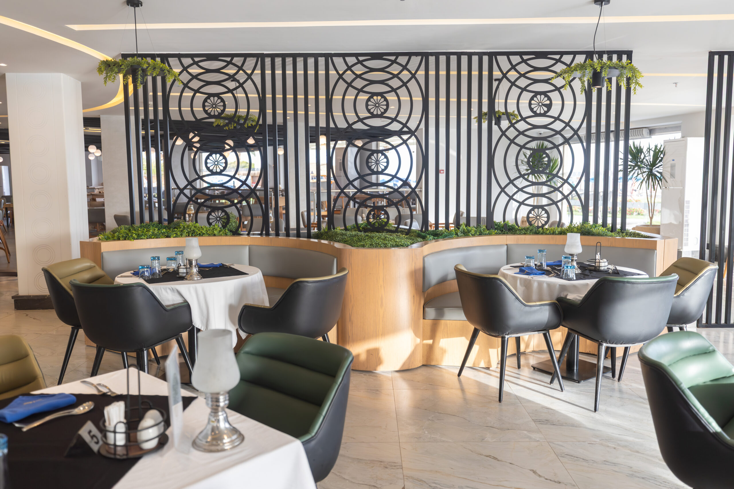 Angels and Demons – À La Carte Restaurant