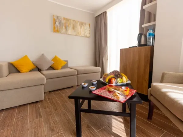 Junior Suite 10
