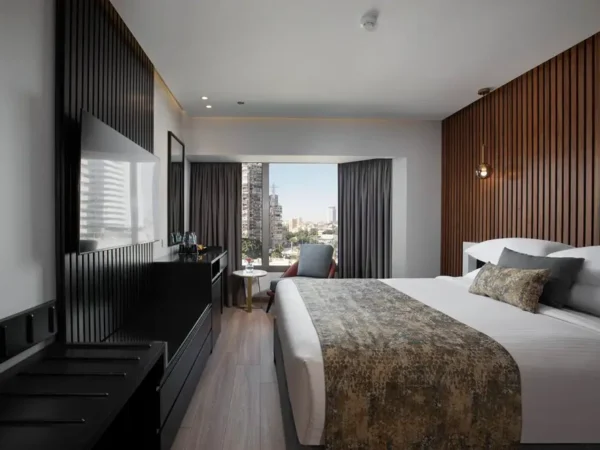 V Hotel Cairo - Executive Room King Bed